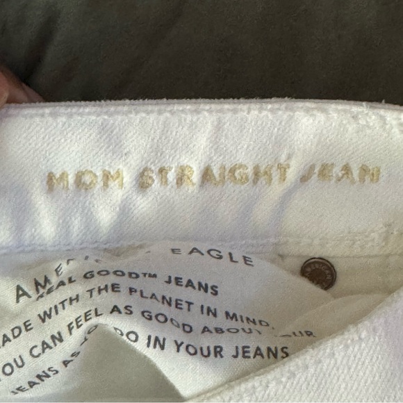 American eagle AE straight mom jeans white ripped knee distressed plus size 16R - Picture 10 of 14